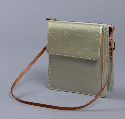Sold at Auction: Louis Vuitton, Louis Vuitton Bronze Vernis Mott