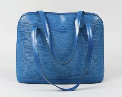 Louis Vuitton Lussac Shoulder Bag Red Auction