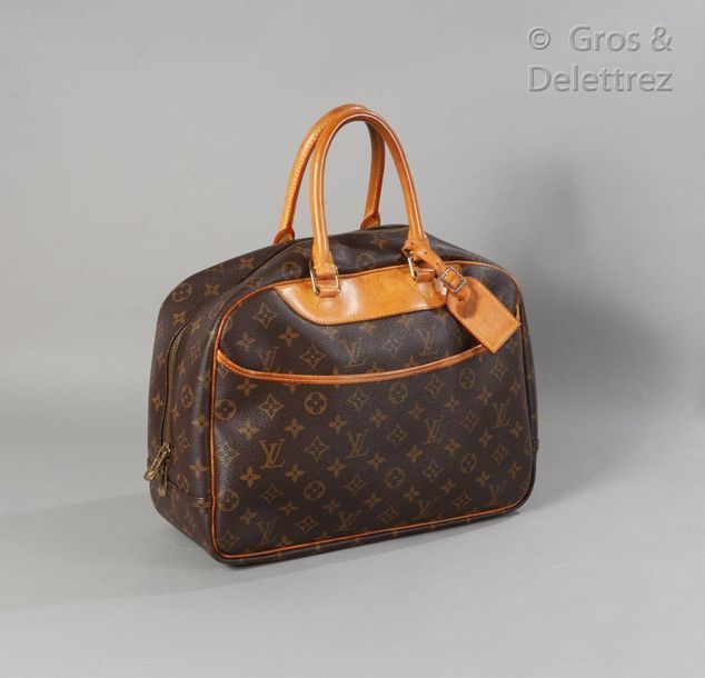 Louis Vuitton Rouge Monogram Tuffetage Deauville Bag Auction