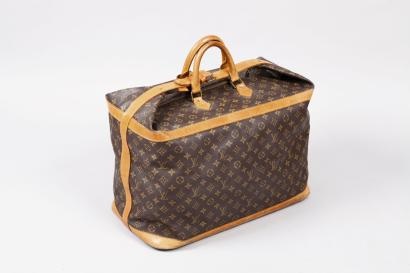 Large Luxury Louis Vuitton LV 40 Cruiser Overnight Travel Bag