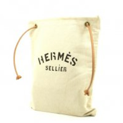 Hermes Aline White Toile & Gold Leather Sellier Grooming Shoulder Slin –  Valuxre