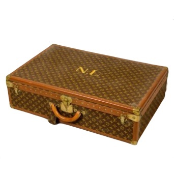 Louis Vuitton, Valise 'alzer' Grand Modèle. N°1110436 Auction